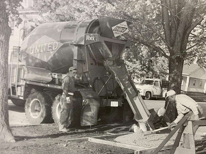 united transit concrete vehicle
